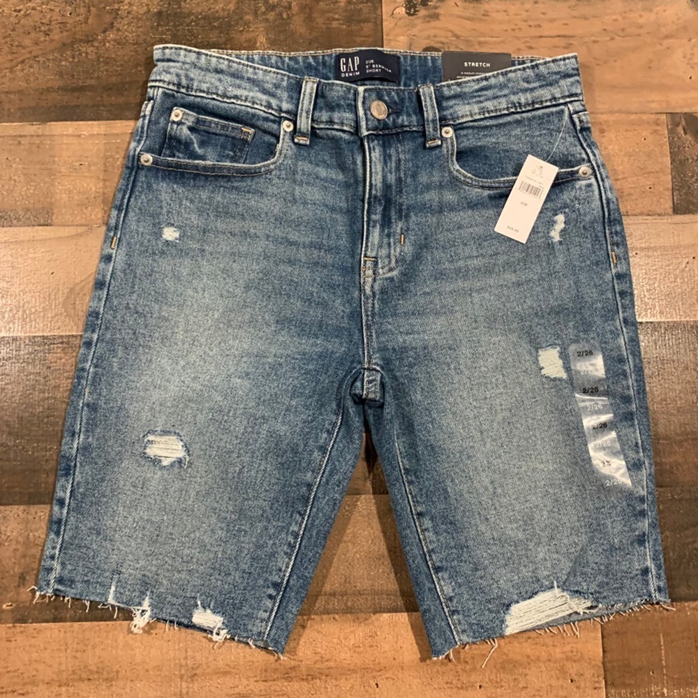 GAP 9" Bermuda Jean Shorts - Picture 4 of 8